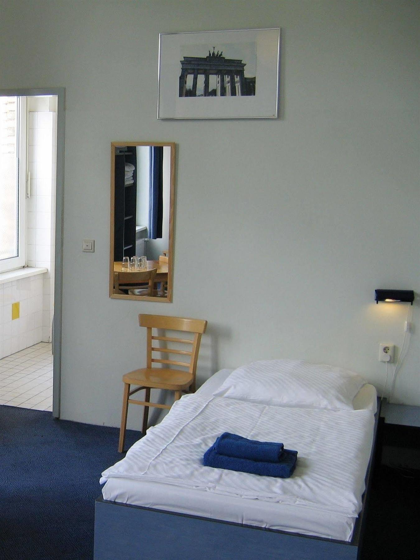 Hotel Transit Loft Берлин Екстериор снимка