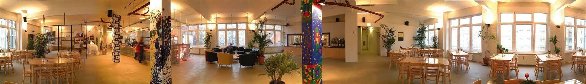 Hotel Transit Loft Берлин Екстериор снимка